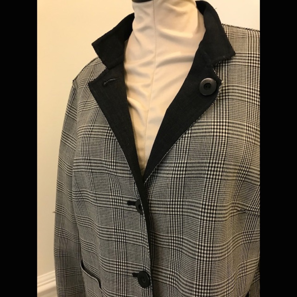 Reversible Lightweight Subtle Plaid Jacket - image 2